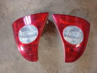 Zadní světla Renault clio - 1