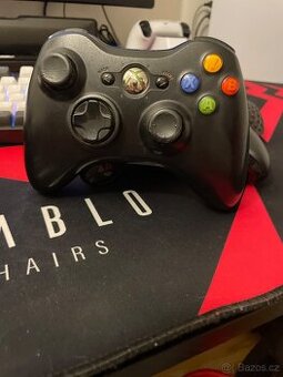 Xbox 360 ovladač