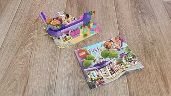 Emma a umělecká kavárna