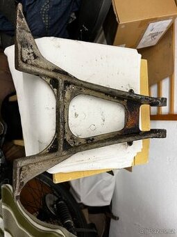 stojan na JAWA ČZ kyvacka