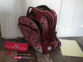 aktovka Topgal + penál a školní potřeby