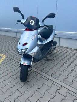 Aprilia SR 125