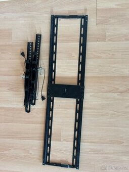 Univerzální držák na TV