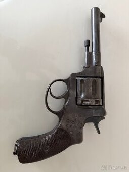 Prodám revolver NAGANT, sběratelský kousek