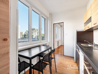 Pronájem bytu 3+1, Arménská, Vršovice,  26.900,- Kč/měs, 73 