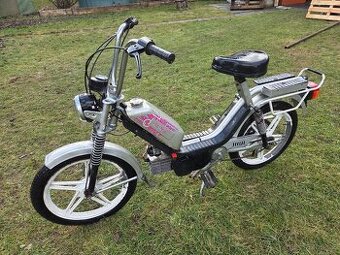 Babetta 210 s kartičkou, GRAND LUX, loukoťová kola, funkční