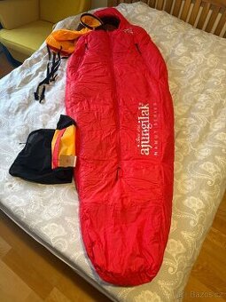 NOVÝ péřový spacák Ajungilak Mammut Siku -21, M 165-180