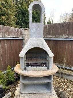 Betonový zahradní gril