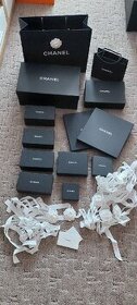 Chanel krabice