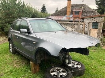 díly na BMW X3 E83 r.v. 2005 komplet plechy, dále dle popisu