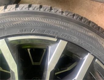 Pneu BMW X5/X6 - 1