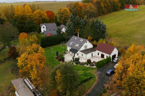 Prodej rodinného domu se zahradou, 216 m², obec Božetín - 1