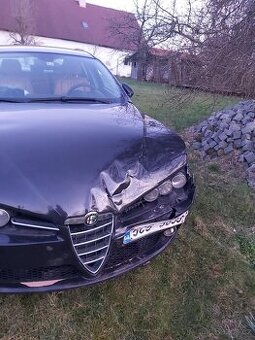Alfa Romeo 159 2.4 JTDM 154kw, na opravu nebo na díly