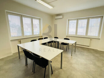 Pronájem komerčního prostoru, 25 m2, Legionářů, Hodonín