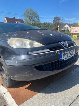 Dily z vozu Peugeot 807 2.0hdi 88kw