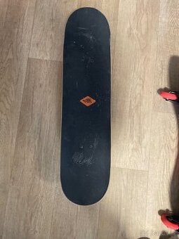 Skateboard