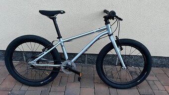 Dětské kolo Early Rider Belter 20