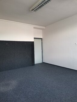 Pronájem, Kanceláře,  28m2 - Pardubice - Semtín, ev.č. 00100