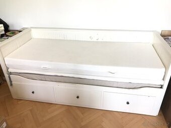 IKEA rozkládací postel + 2 x matrac