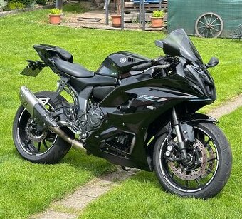Yamaha YZF R7