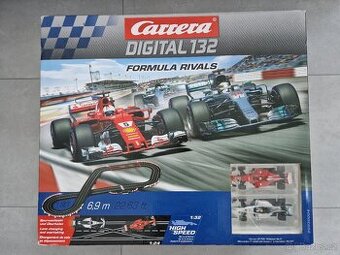 Autodráha Carrera Digital 132 Formula Rivals
