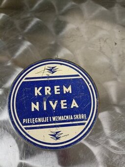 Plechovka nivea modrobila