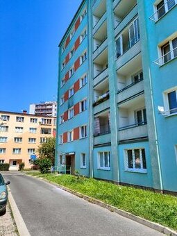 Prodám byt 3+1 (68 m2) - Chodov u Karlových Varů - 1