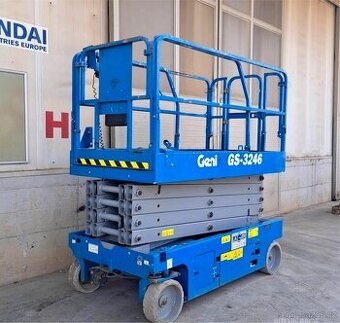 Pracovní nůžková aku plošina Genie GS 3246 nový model