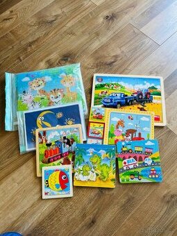 Knížky, puzzle a hudební nástroje