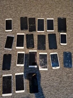 Sbírka telefonů
