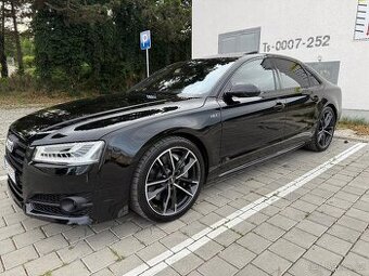 Audi S8 Plus Quattro 4.0 TFSI V8