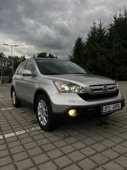 Honda CR-V 2.0i Executive 4x4 • Automat • 2007 • 144 999 km