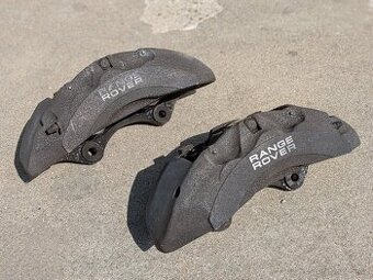 6‑pístkové přední brzdy BREMBO L322/L320