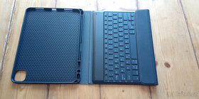 Pouzdro s BT klávesnicí 1