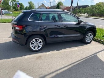 Škoda Karoq 1.5 tsi dsg,tažné zařízení