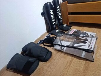 MMA Komplet sada 2x použité