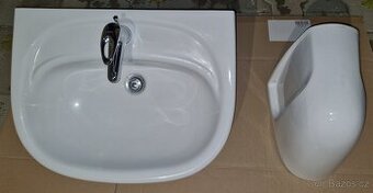 umyvadlo s baterií a zrcadlo