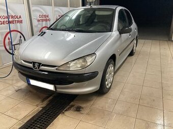 Peugeot 206 1.1i