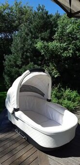 Dětský kočárek - korbička a sporťák s adapterem na "vajíčko