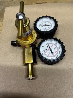 Redukční ventil na formovací plyn N2/H2 95/5 – 2 manometry