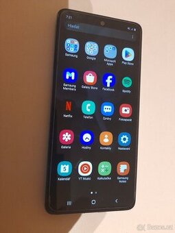 SAMSUNG GALAXY A51-BARVA BLEDĚ MODRÁ-ČERNÁ