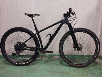 TREK PROCALIBER 9.8.- KARBONOVÁ KOLA, 9.8kg, vel.:M