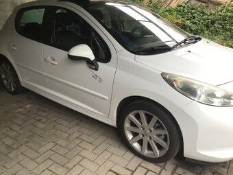 Peugeot 207 1,6hdi 80kw