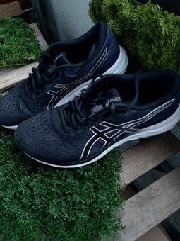 Běžecké boty ASICS Gel Excite 7 černé velikost EURO 43,5