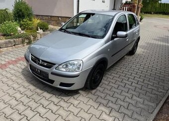 Opel Corsa 1,2 i klima , 2 sady kol benzín