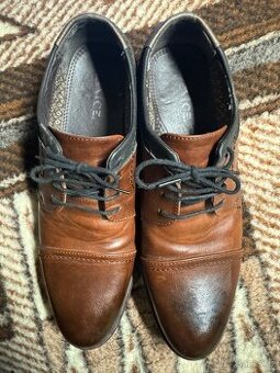 Hnědé polobotky 42