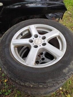 ALU disky 5x114,3 r16 a zimné gumy 215/65r16