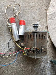 Motor z pračky Tatramat - 1