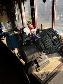 Motor jawa 50