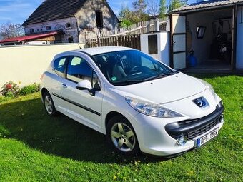 Peugeot 207 1.4i 54kW - NOVÁ STK - klimatizace